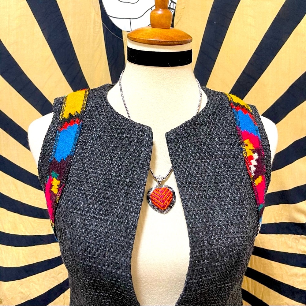 π Stylish Romanian boho vest - Picture 1 of 13